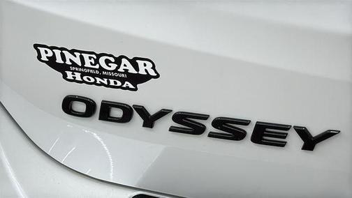 Platinum White Pearl 2026 Honda Odyssey Sport-L