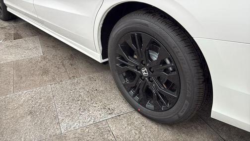 Platinum White Pearl 2026 Honda Odyssey Sport-L