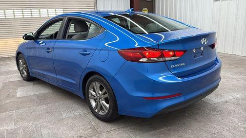Electric Blue Metallic 2017 Hyundai ELANTRA SE