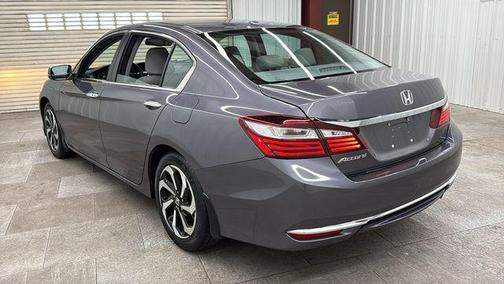 Modern Steel Metallic 2017 Honda Accord EX-L