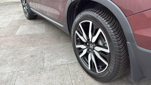 2021 Honda Pilot Touring 8-Passenger