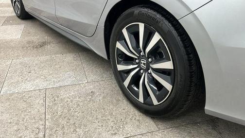 2022 Honda Civic EX-L