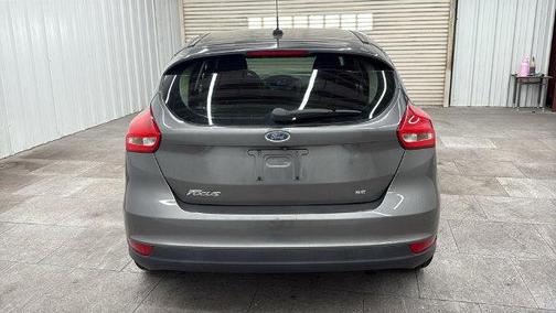 Ruby Red Metallic Tinted Clearcoat 2015 Ford Focus SE