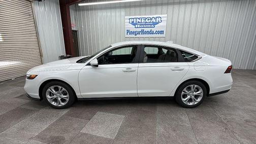 2025 Honda Accord LX 1.5T