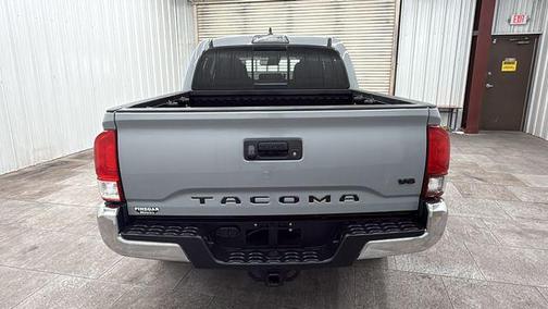 Cement 2019 Toyota Tacoma SR5