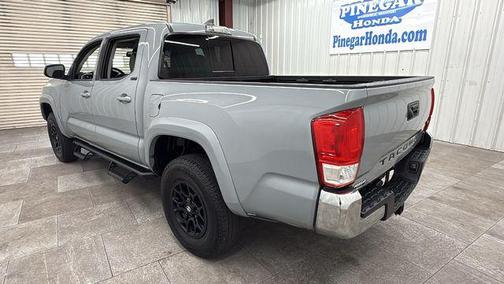 Cement 2019 Toyota Tacoma SR5