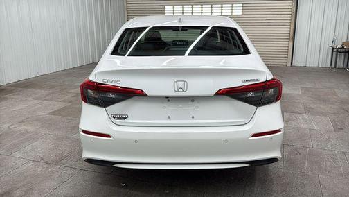 Platinum White Pearl 2022 Honda Civic Touring