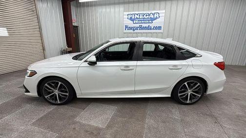 Platinum White Pearl 2022 Honda Civic Touring