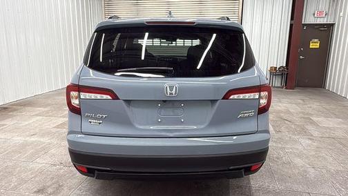 Sonic Gray Pearl 2022 Honda Pilot AWD Sport