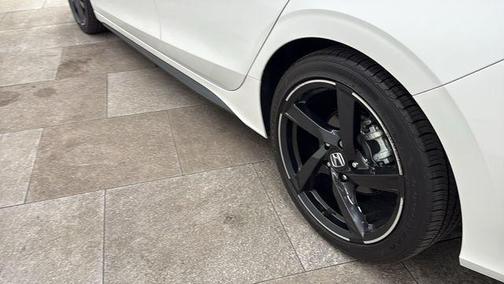 2023 Honda Civic EX-L