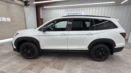 Platinum White Pearl 2022 Honda Pilot AWD TrailSport