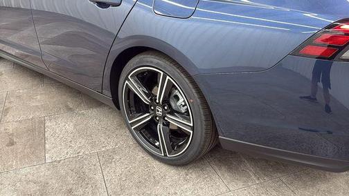 Canyon River Blue Metallic 2026 Honda Accord SE