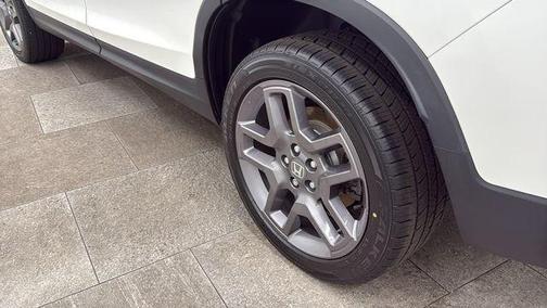 Platinum White Pearl 2022 Honda Passport AWD EX-L