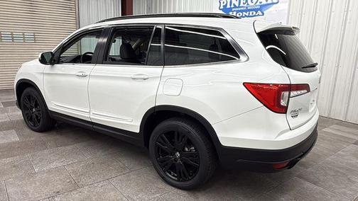 Platinum White Pearl 2022 Honda Pilot AWD Special Edition