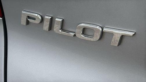 Lunar Silver Metallic 2020 Honda Pilot AWD EX-L