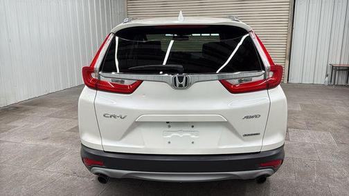 White Diamond Pearl 2018 Honda CR-V Touring