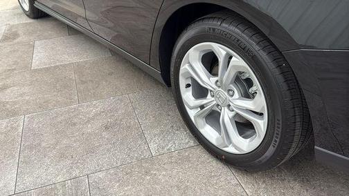 2025 Honda Accord LX 1.5T