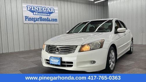 White Diamond Pearl 2009 Honda Accord EX-L
