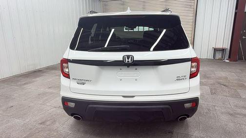 Platinum White Pearl 2021 Honda Passport AWD Elite