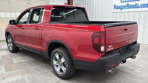 Radiant Red Metallic II 2026 Honda Ridgeline RTL