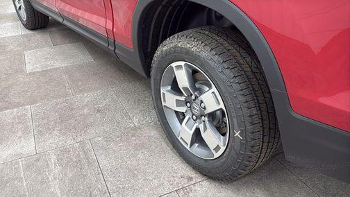 Radiant Red Metallic II 2026 Honda Ridgeline RTL