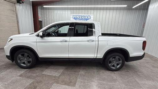 Platinum White Pearl 2023 Honda Ridgeline RTL-E