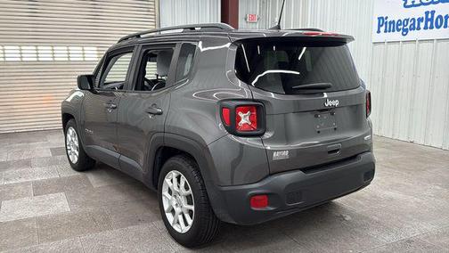 Granite Crystal Metallic Clearcoat 2021 Jeep Renegade Latitude