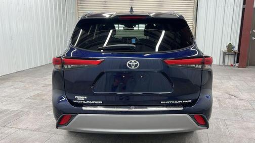 2021 Toyota Highlander Platinum