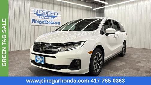 Platinum White Pearl 2027 Honda Odyssey EX-L