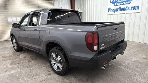 Modern Steel Metallic 2026 Honda Ridgeline RTL