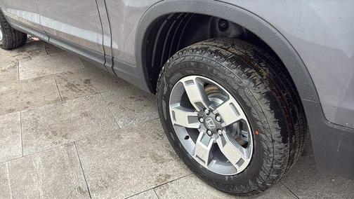 Modern Steel Metallic 2026 Honda Ridgeline RTL
