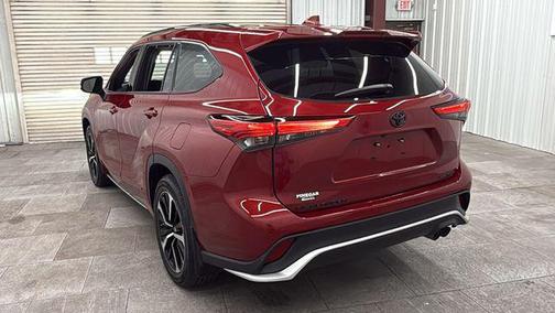 Ruby Flare Pearl 2021 Toyota Highlander XSE
