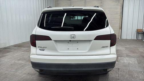 White Diamond Pearl 2017 Honda Pilot EX-L