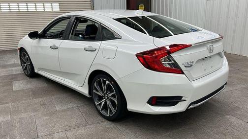 2019 Honda Civic Touring
