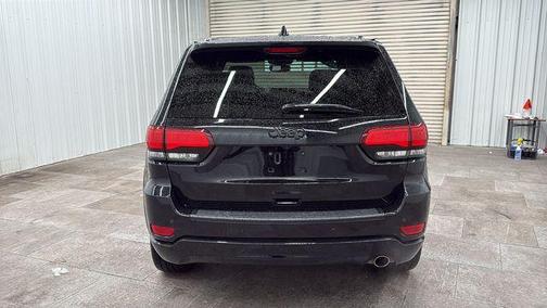 Diamond Black Crystal Pearlcoat 2020 Jeep Grand Cherokee Altitude
