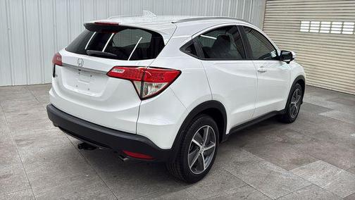 Platinum White Pearl 2021 Honda HR-V EX