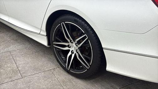 Platinum White Pearl 2021 Honda Accord Hybrid Touring