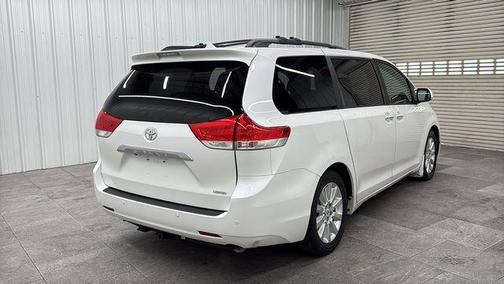 2011 Toyota Sienna Limited