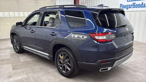 Obsidian Blue Pearl 2023 Honda Pilot Touring 8-Passenger