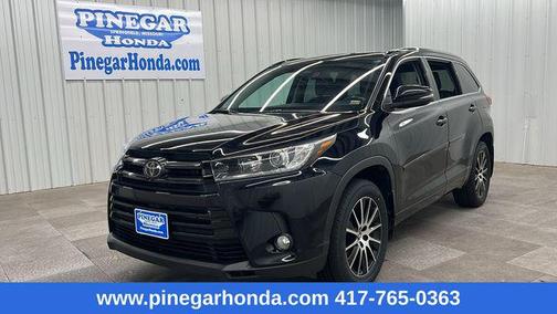 2018 Toyota Highlander SE