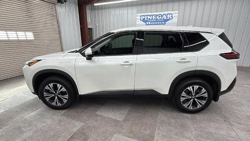 Pearl White Tricoat 2021 Nissan Rogue SV