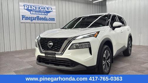 Pearl White Tricoat 2021 Nissan Rogue SV