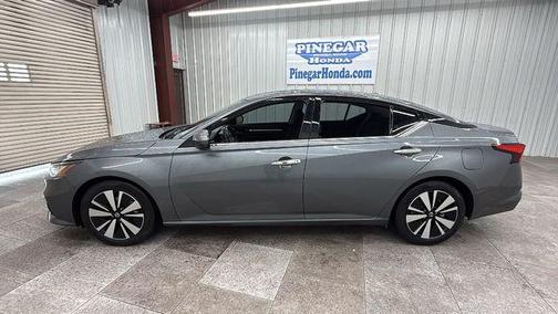 Gun Metallic 2019 Nissan Altima 2.5 SV