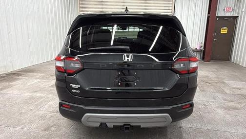 Crystal Black Pearl 2025 Honda Pilot EX-L