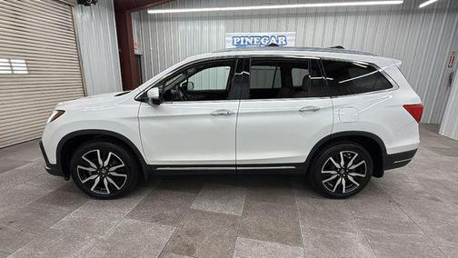Platinum White Pearl 2022 Honda Pilot AWD Elite