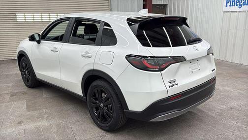 Platinum White Pearl 2026 Honda HR-V AWD Sport