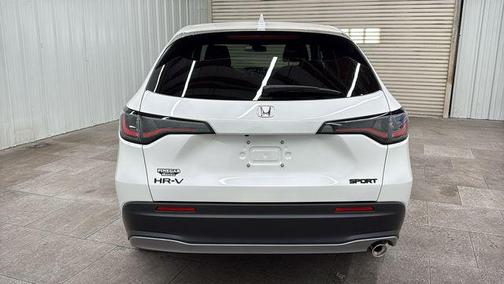 Platinum White Pearl 2026 Honda HR-V AWD Sport