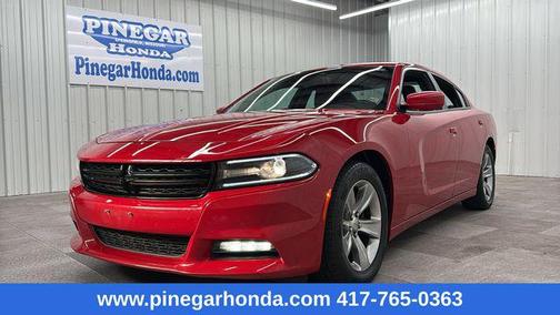 2015 Dodge Charger SXT