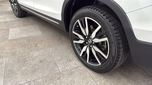 2021 Honda Pilot Touring 8-Passenger