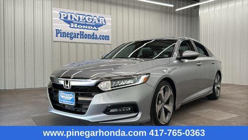Lunar Silver Metallic 2018 Honda Accord Touring 2.0T